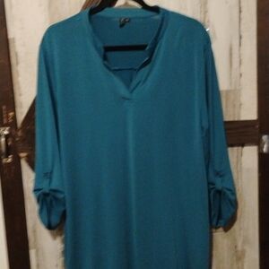 Zatteas Teal Women's Top